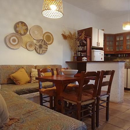 Poros Pine Villa Poros Town Екстер'єр фото